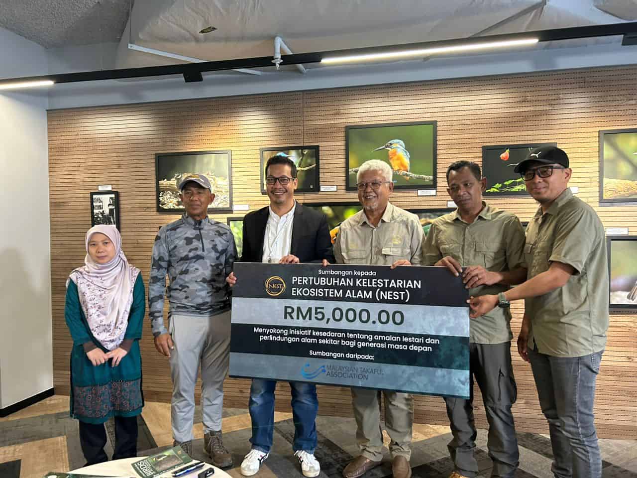 Pameran Fotografi Burung “Merintis ke Arah Masa Depan Yang Lebih Baik” Dibuka, Menyokong Kelestarian Ekosistem dalam Mengintegrasikan Risiko Alam Sekitar